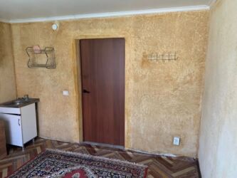 купить 1 к квартиру: 1 комната, Агентство недвижимости, Без подселения, С мебелью частично