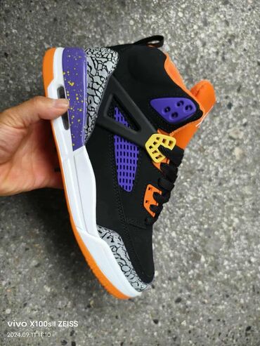 Women's Sneakers and athletic shoes: New Balance, 37, bоја - Šareno — 2