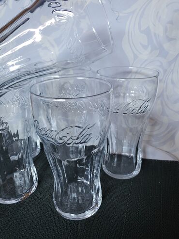 Čaše: Case nove Coca Cola. Nove case Coca Cola. Komada 6 u ceni — 6