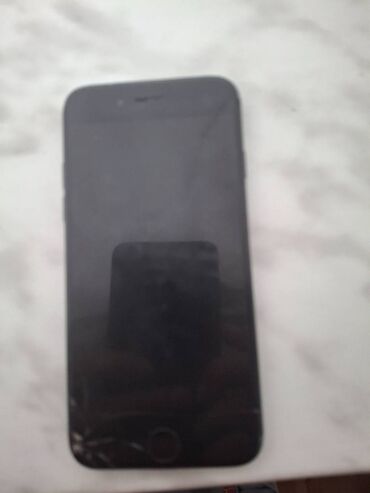 i̇phona 7: IPhone 7, 32 GB, Jet Black