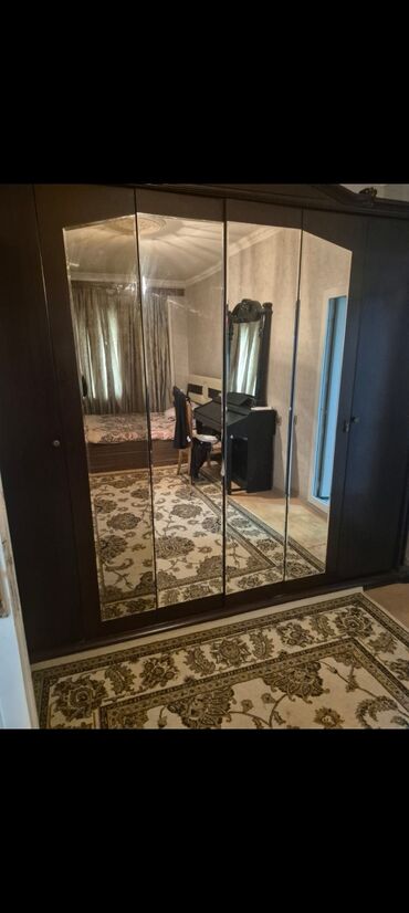 Divanlar: İşlənmiş, Düz dolab, Qarderob, paltar dolabı, Türkiyə