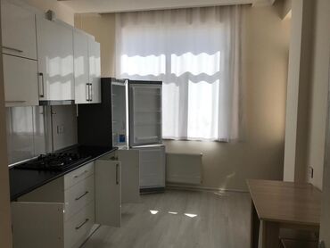 bakixanov kiraye evler 2022: Bakixanov residencde temirli 2 otaqli menzil satilir. qeyri ciddi