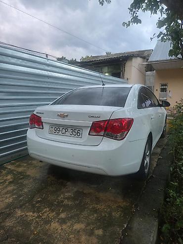 oka avtomobil: Chevrolet Cruze: 1.8 л | 2012 г. 187000 км Седан — 5