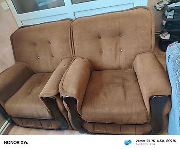 kontakt home stullar: Klassik üslubda iki ədəd yumşaq kreslo dəsti. - Rəng: qəhvəyi - — 1