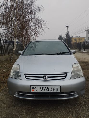 фит на аренду: Honda Stream: 2001 г., 1.7 л, Автомат, Бензин, Минивэн