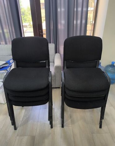 Stullar: Qonaq otağı üçün, İşlənmiş, Qatlanmayan, rəng - Qara Stul
