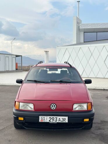 продажа машин срочно: Volkswagen Passat: 1990 г., 1.8 л, Механика, Бензин, Универсал