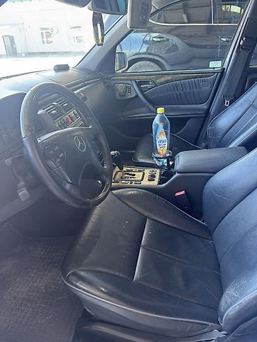 b class: Mercedes-Benz E-Class: 2002 г., 4.3 л, Автомат, Бензин, Седан — 8