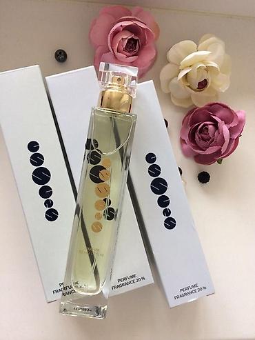 женские серые свитера: ESSENS Perfumes — коллекция премиальных ароматов для женщин и мужчин — 6