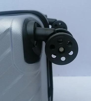 Putni koferi i torbe: Tvrdi kofer za putovanje – srebrni - Materijal: izdržljiva — 3