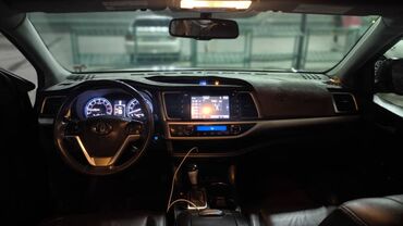 эшик ауди: Toyota Highlander: 2017 г., Автомат, Кроссовер