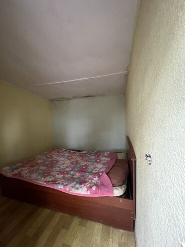 Продажа домов: Дом, 250 м², 11 комнат, Риэлтор, Косметический ремонт — 11