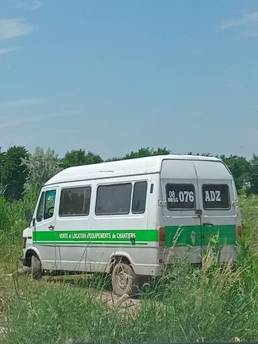 бус сапог нарын: Автобус, 1993 г.