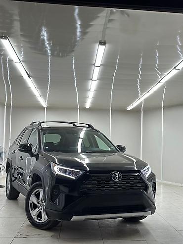 4 vd: Toyota RAV4: 2021 г., Гибрид, Кроссовер — 6