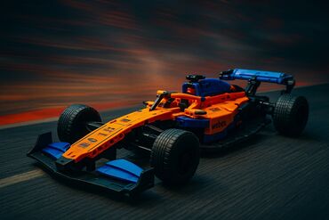 Əntiq vazalar: McLaren, 2022 il, Plastik