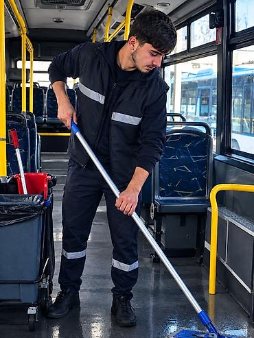 günlük ev işleri: Xadimə tələb olunur, 18-29 yaş, Təcrübəsiz, Gecə növbəsində iş, Ayda 2 dəfə ödəniş — 1