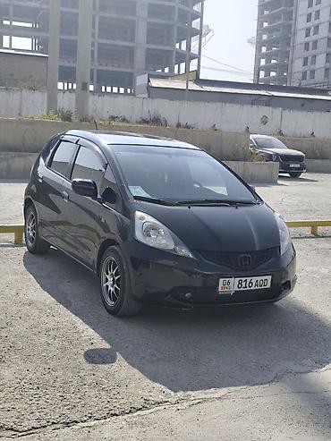 mazda 323 2003: Honda Jazz: 2009 г., 1.4 л, Автомат, Бензин, Хэтчбэк — 1