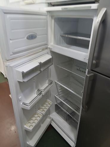 atlant: İşlənmiş 2 qapılı Atlant Soyuducu Satılır, rəng - Ağ, Təkərli — 2