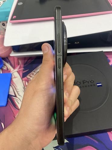 Vivo: Vivo X200 Pro, Б/у, 256 ГБ, цвет - Черный, 2 SIM — 10