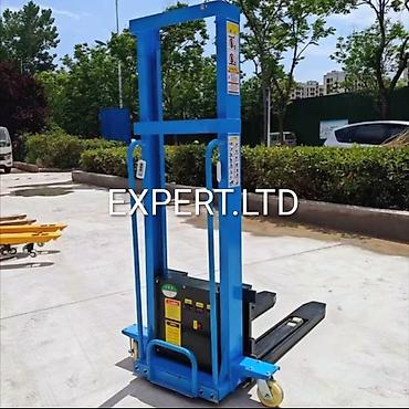 Kommersiya nəqliyyat vasitələri: Elektrik Reach Truck-pultla idarə olunan qaldırıcı. Məhsul təsviri: - — 5
