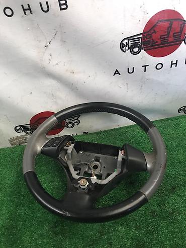 Рулевое колесо для автомобиля Toyota (трёхспицевое), без модуля at lalafo.kg Рулевое колесо для автомобиля Toyota (трёхспицевое), без модуля