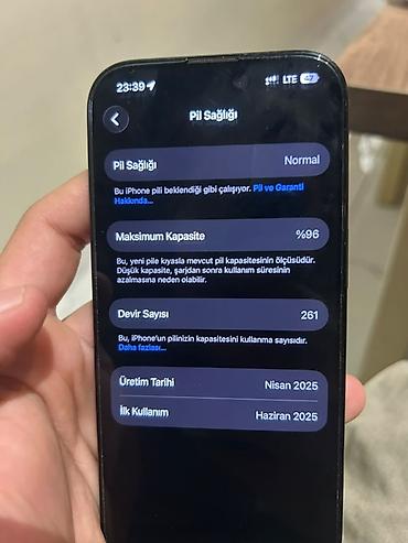 ayfon 4s: IPhone 16 Pro, 256 GB, Qara, Face ID — 3