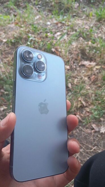 массажер спины: IPhone 13 Pro, Колдонулган, 128 ГБ, Pacific Blue, Заряддоочу түзүлүш, Кабель, Куту, 78 %