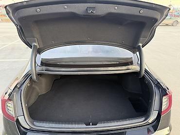 Hyundai: Hyundai Sonata: 2020 г., 2 л, Автомат, Газ, Седан — 17