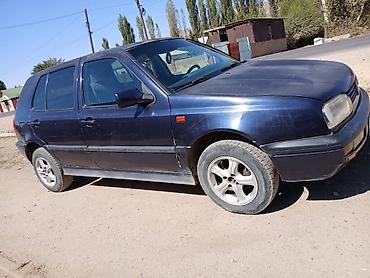 Volkswagen: Volkswagen Golf: 1993 г., 1.8 л, Механика, Бензин, Хэтчбэк — 4