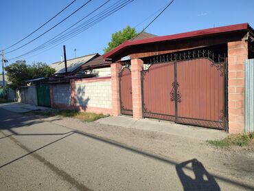 дордой сдаю дом: Дом, 80 м², 5 комнат, Собственник, Старый ремонт