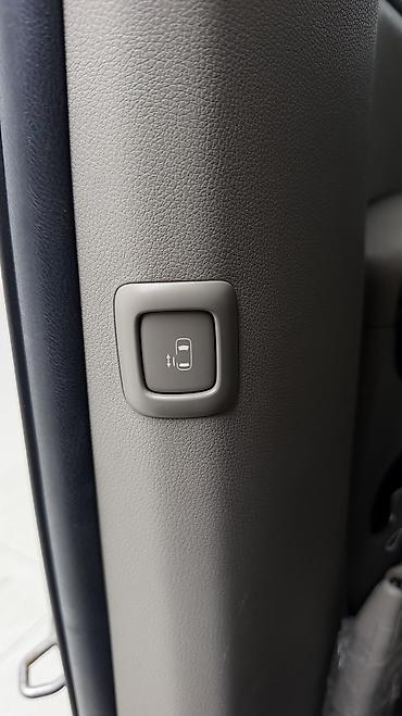 Kia: Kia Carnival: 2019 г., 2.2 л, Автомат, Дизель, Минивэн — 24