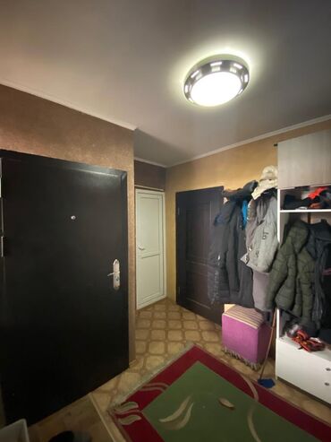 сдаю дом в бишкеке: 100 м², 4 комнаты, Утепленный, Видеонаблюдение, Парковка