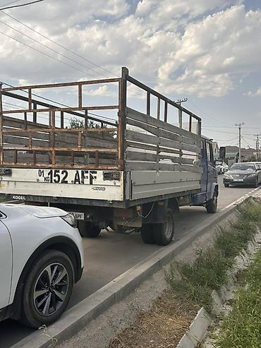 eafc 25: Грузовой автомобиль Mercedes‑Benz 812D (бортовой) - Кабина — 5