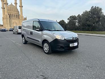 elantra 2015: Opel Combo: 1.3 l | 2015 il 176000 km Van body type — 5