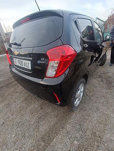 Chevrolet: Chevrolet Spark: 2017 г., 1 л, Автомат, Хэтчбэк — 1