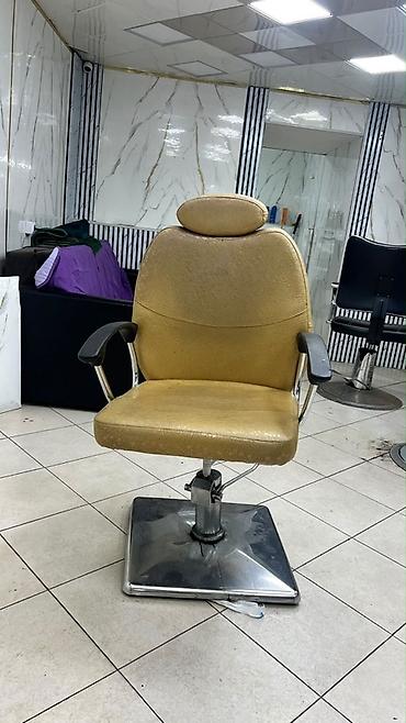Salon, tibbi mebel: Ikisi bir yerde satilir biraz temire ehtiaci var kreslolar esmek var — 4