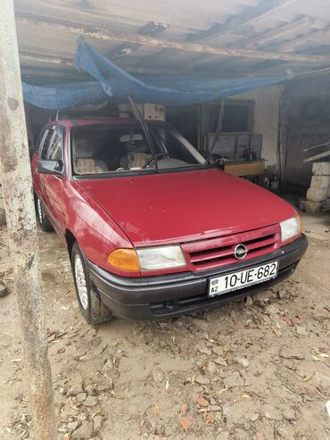 opel astra f: Opel Astra: 1.8 l | 1993 il 254000 km Universal