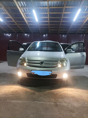 рынок авто бишкек: Toyota ist: 2004 г., 1.3 л, Автомат, Бензин, Хэтчбэк