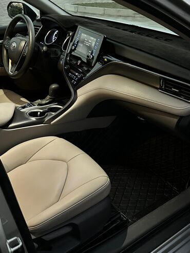 Toyota: Toyota Camry: 2021 г., 2.5 л, Автомат, Гибрид, Седан — 9