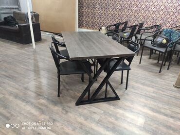 Комплекты столов и стульев: Комплект стол и стулья Для кафе, ресторанов