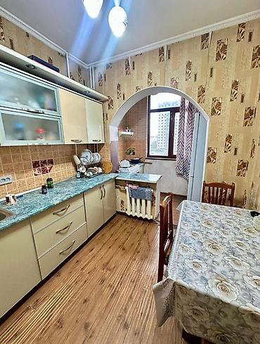 квартира 7 небо: 3 комнаты, 69 м², Пишпек 105 серия, 7 этаж, Евроремонт — 5