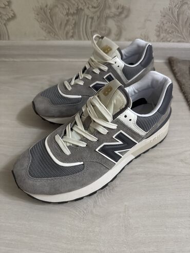 Кроссовки и спортивная обувь: Мужские кроссовки, 42, New Balance, Новый, цвет - Серый, Самовывоз