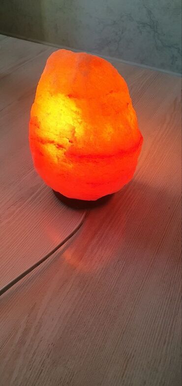 декор для офиса: Солевые лампы - это натуральный ионизатор воздуха, маленький соляной