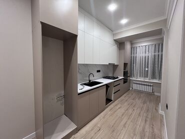 продам квартиру в кара балта кв победа 3 х комнатную: 4 бөлмө, 100 кв. м, Элитка, 3 кабат, Евроремонт