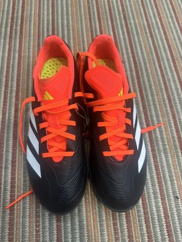футбольный бутс: Мужские кроссовки, 38, Adidas, Новый, цвет - Черный, Бесплатная доставка