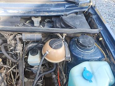 Volkswagen: Volkswagen Golf: 1990 г., 1.6 л, Автомат, Бензин, Хэтчбэк — 11