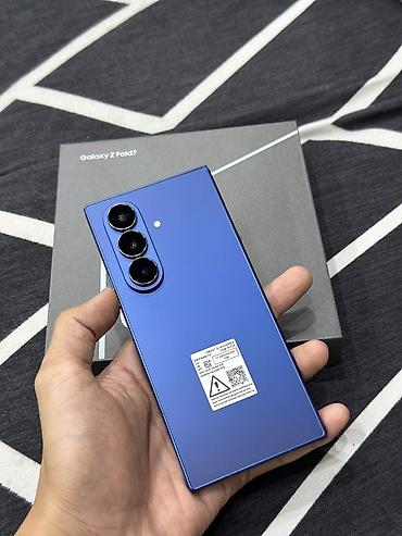 Samsung Galaxy Z Fold 7, 256 ГБ, цвет - Голубой, Беспроводная зарядка — 2