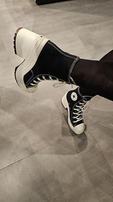 Айымдардын бут кийими: Кроссовкалар, 36, 36.5, Converse, Жаңы, түсү - Кара — 2