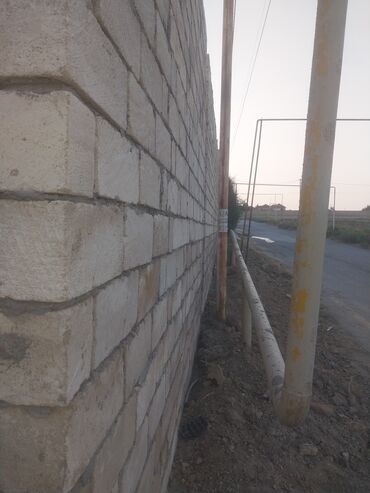 Pilləkən məhəccərləri: Hörgü sıvaq beton dam örtüyü işleri görürem buyurub əlaqə saxlay — 19