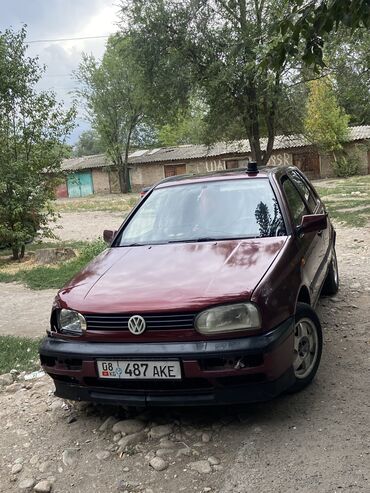 taiota runx: Volkswagen Golf: 1992 г., 1.8 л, Механика, Газ, Хетчбек